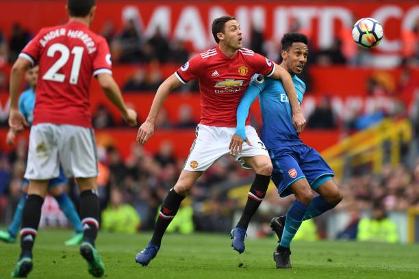 穩定且往往 穩定且往往