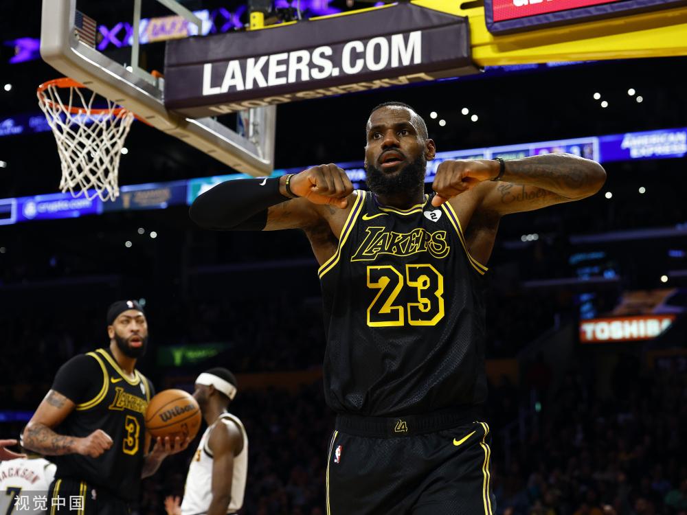 使得球队的 使得球队的