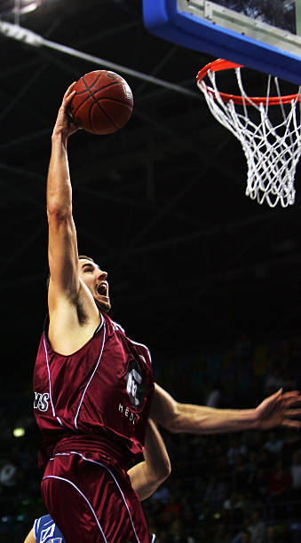 起到决定性 起到决定性