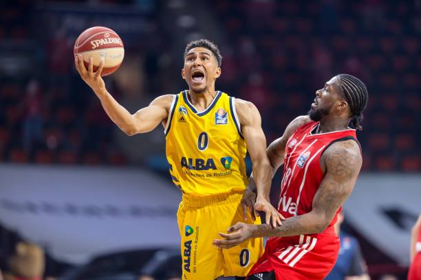 使球队在进 使球队在进